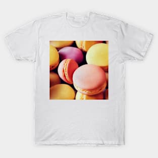 Watercolor dessert french macaron pattern T-Shirt